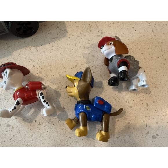 Paw Patrol Tracker Vehicle Cruiser Truck Jungle Jeep w/ 3 Rescue Heroes - Picture 8 of 11